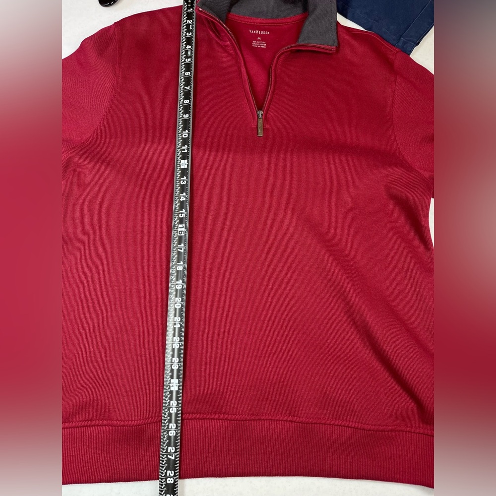 Van Heusen Men’s Medium Red 1/4 Zip Top. - Picture 8 of 10